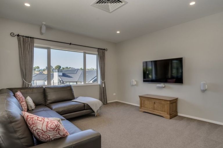 Photo of property in 5 Avocado Lane, Bethlehem, Tauranga, 3110