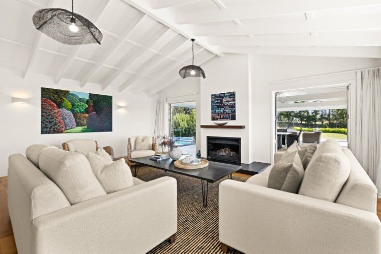 Photo of property in 10 Charlton Road, Te Awanga, 4102