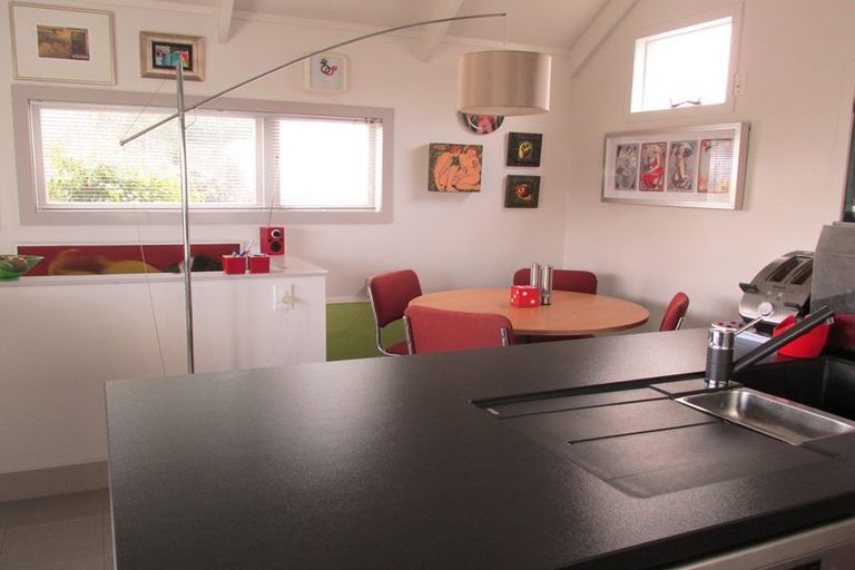 Photo of property in 77 Princes Street, Hawera, 4610