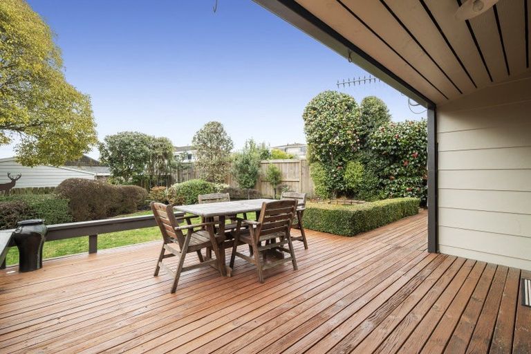 Photo of property in 43 Saint James Street, Richmond Heights, Taupo, 3330