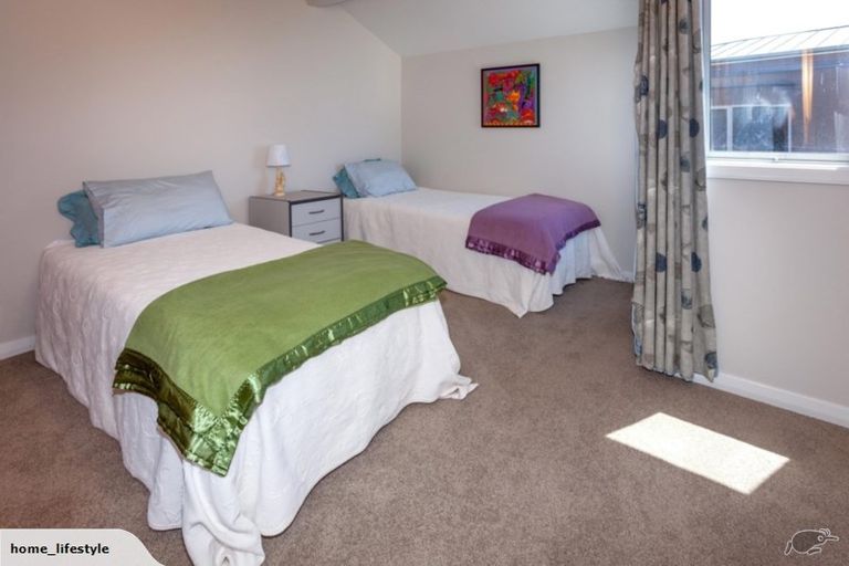 Photo of property in 115 Oratia Place, Onemana, Whangamata, 3691