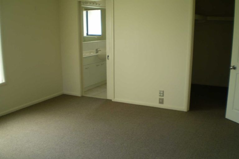 Photo of property in 2 Limes Avenue, Parklands, Christchurch, 8083