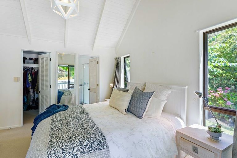 Photo of property in 34 Horopito Road, Waikanae, 5036