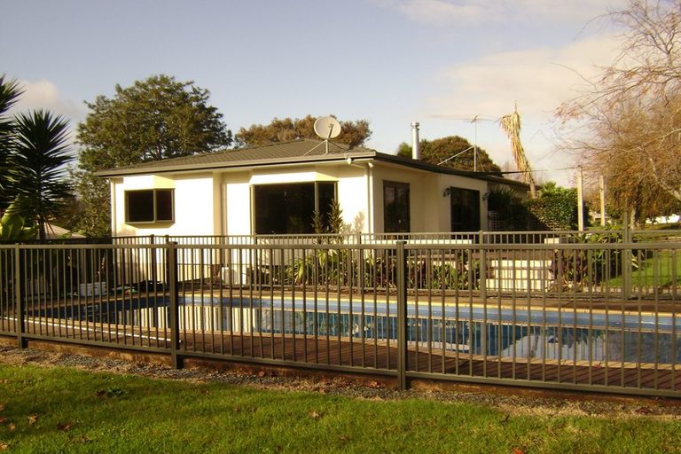 Photo of property in 18a Riddell Road, Kerikeri, 0230