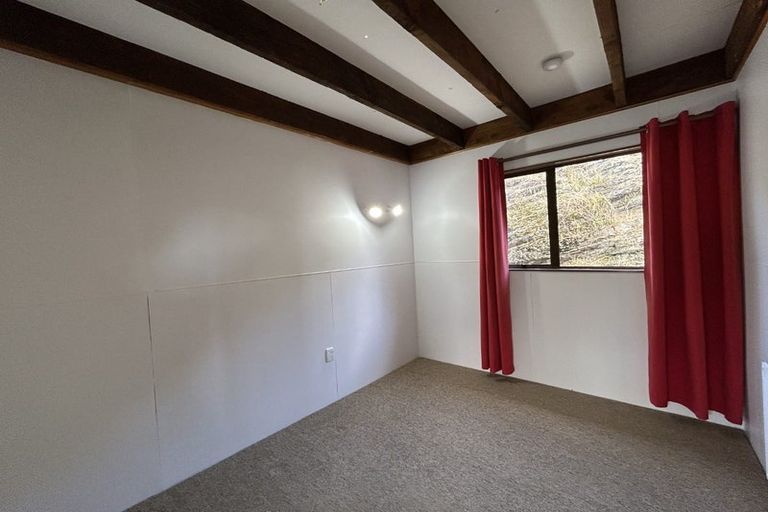 Photo of property in 15a Sunrise Lane, Queenstown, 9300