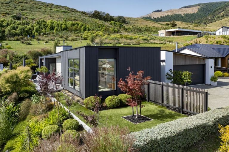 Photo of property in 5 Mansfield Way, Stoke, Nelson, 7011