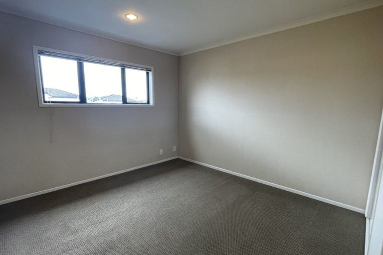 Photo of property in 28 Skip Lane, East Tamaki, Auckland, 2013