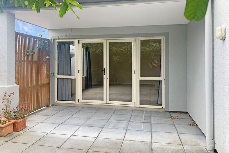 Photo of property in 112u1 Clarence Street, Hamilton Lake, Hamilton, 3204