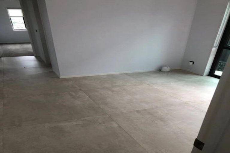 Photo of property in 42 Matahae Drive, Flat Bush, Auckland, 2019