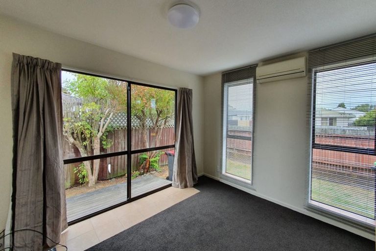 Photo of property in 1/605 Barbadoes Street, Edgeware, Christchurch, 8013