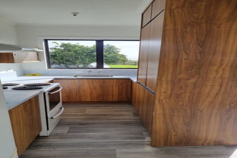 Photo of property in 3 Rautawa Place, Kawakawa Bay, 2585