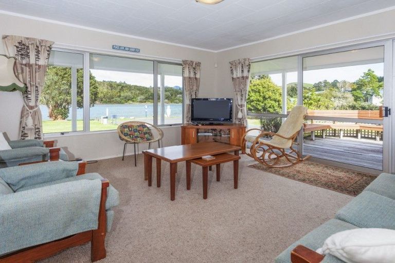 Photo of property in 101 Patuwai Drive, Whangamata, 3620