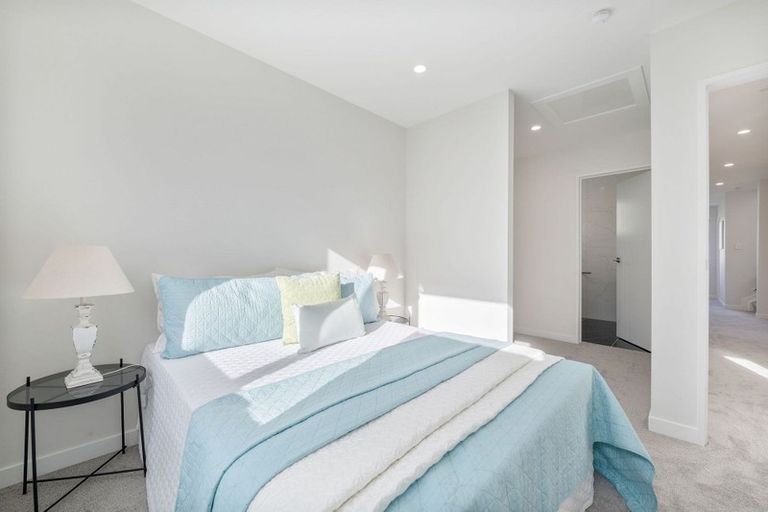 Photo of property in 12 Laquinta Place, Flat Bush, Auckland, 2019