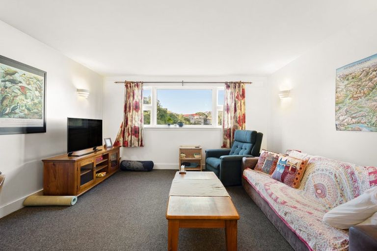 Photo of property in Parkland Flats, 18/51u Adams Terrace, Kelburn, Wellington, 6021