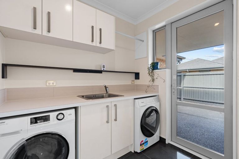 Photo of property in 6 Malachy Grove, Aidanfield, Christchurch, 8025