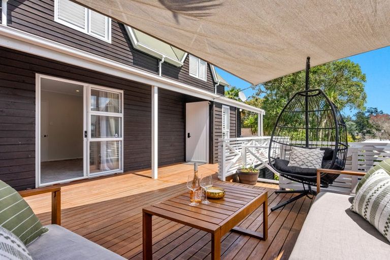 Photo of property in 3/16 Gatman Street, Birkdale, Auckland, 0626
