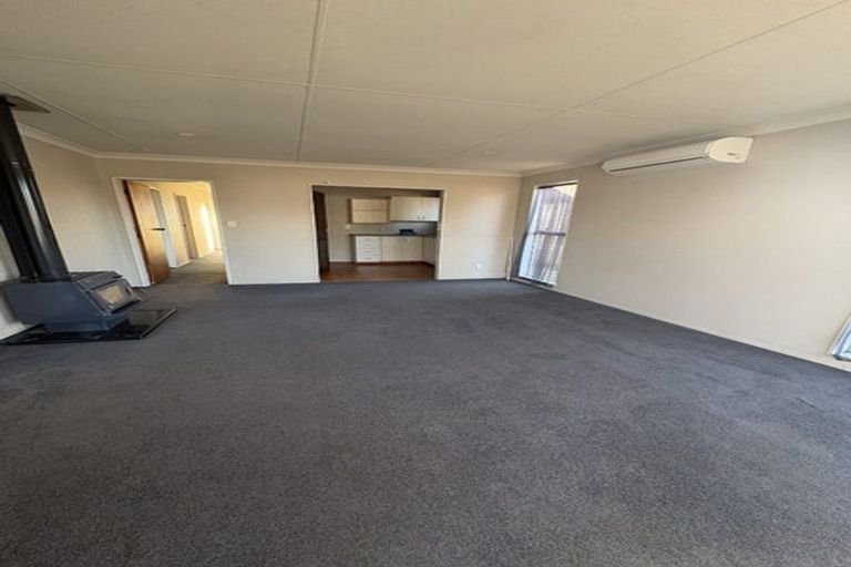 Photo of property in 43 Michael Road, Paraparaumu Beach, Paraparaumu, 5032