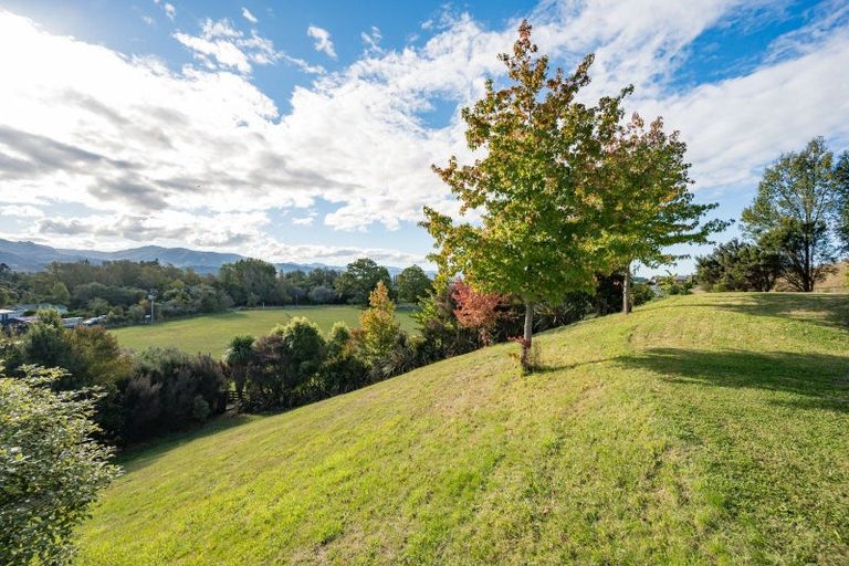 Photo of property in 23 School Road, Lower Moutere, Upper Moutere, 7175