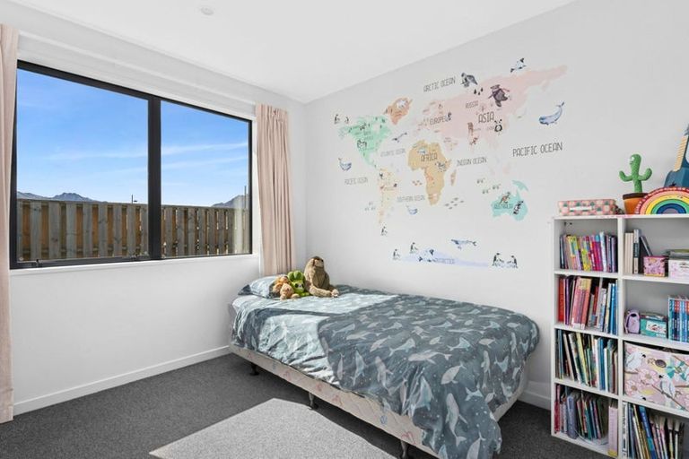 Photo of property in 4 Robrosa Street, Wanaka, 9305