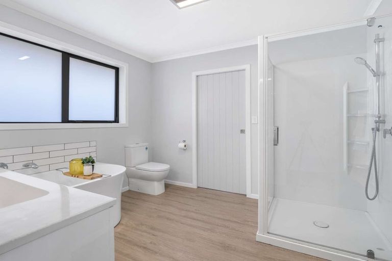 Photo of property in 137a Winchester Street, Levin, 5510