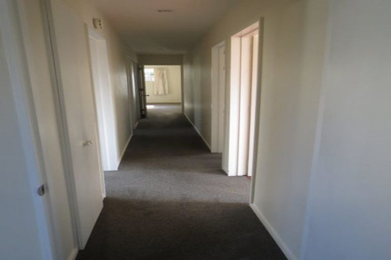 Photo of property in 4 Solway Avenue, Ilam, Christchurch, 8041