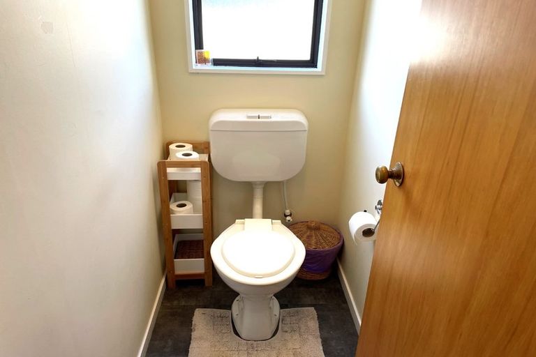 Photo of property in 15a Jeffares Place, Taradale, Napier, 4112