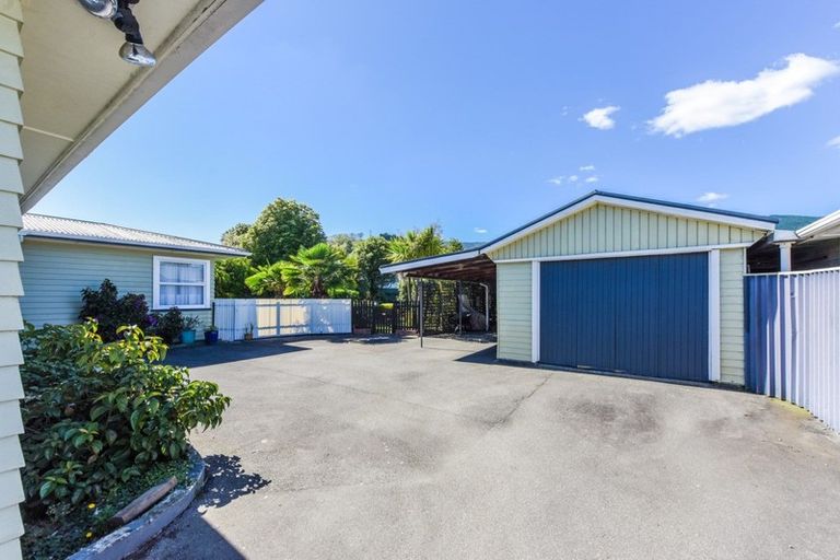 Photo of property in 44 Manson Avenue, Stoke, Nelson, 7011