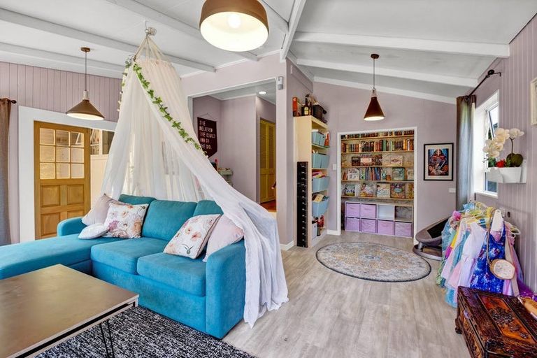 Photo of property in 187 South Road, Hawera, 4610