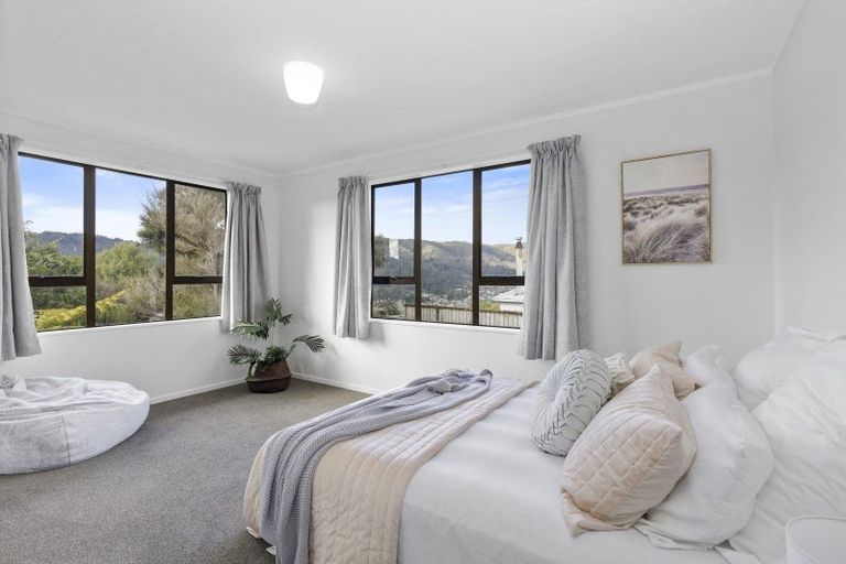 Photo of property in 201 Holborn Drive, Stokes Valley, Lower Hutt, 5019