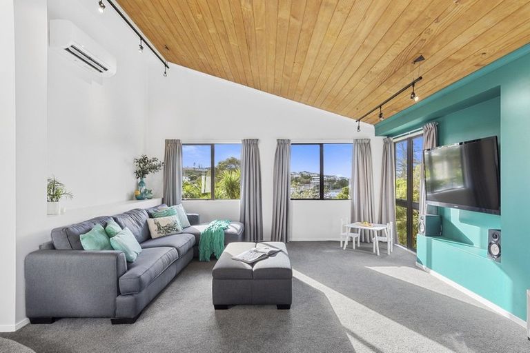 Photo of property in 131 Hinewa Road, Otumoetai, Tauranga, 3110