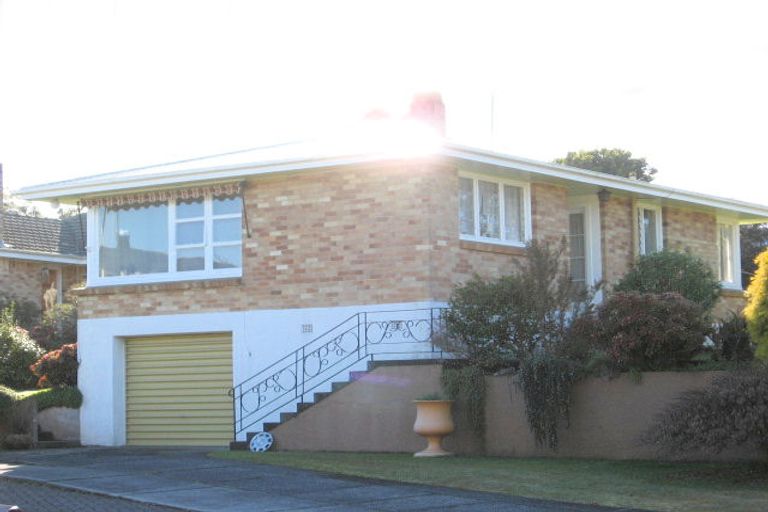 Photo of property in 8 Kelvin Place, Hamilton East, Hamilton, 3216