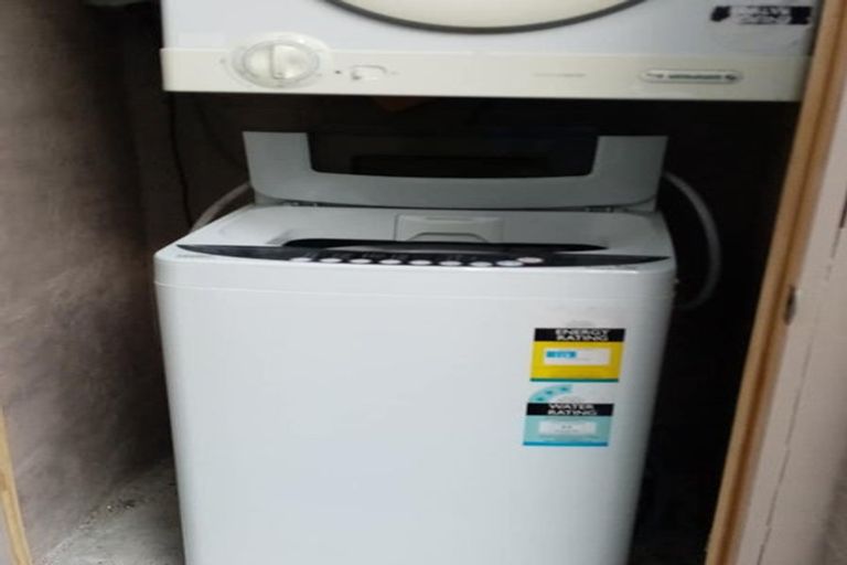 Photo of property in 52 Chamberlain Road, Karori, Wellington, 6012