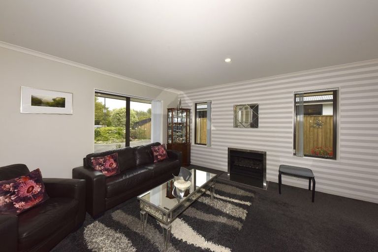 Photo of property in 23 Sycamore Close, Rangiora, 7400