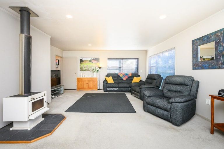 Photo of property in 6 Oruaiti Crescent, Ashhurst, 4810