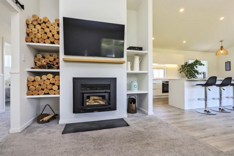 Photo of property in 2 Cape Grove, Haumoana, 4180