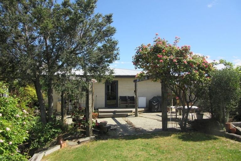 Photo of property in 61 Manuka Crescent, Wanaka, 9305