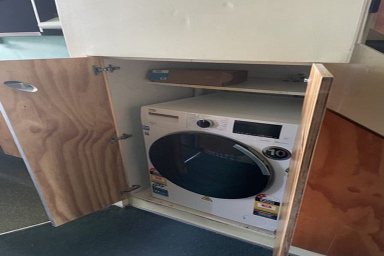 Photo of property in Qba Apartments, 1h/51 Webb Street, Mount Cook, Wellington, 6011