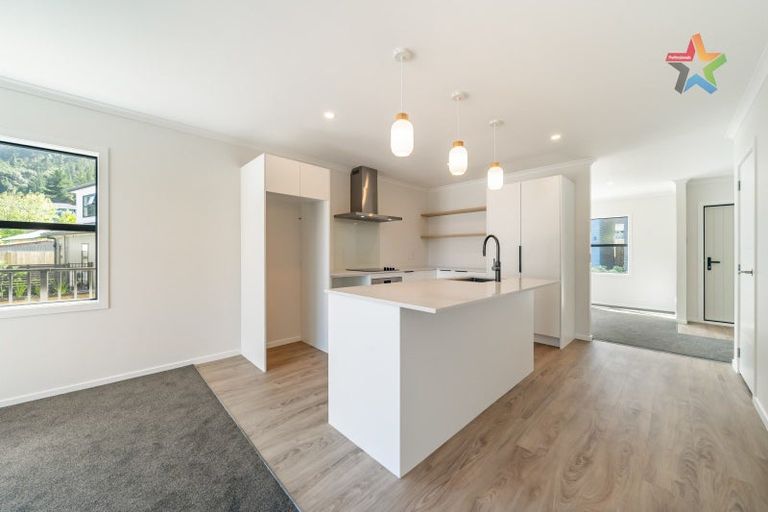 Photo of property in 3/1 Helvetia Grove, Naenae, Lower Hutt, 5011