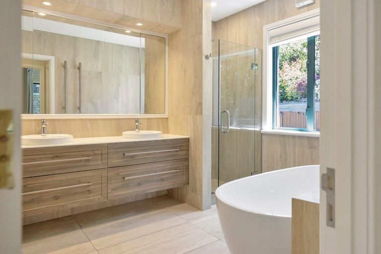 Photo of property in 148 Park Street, Queenstown, 9300