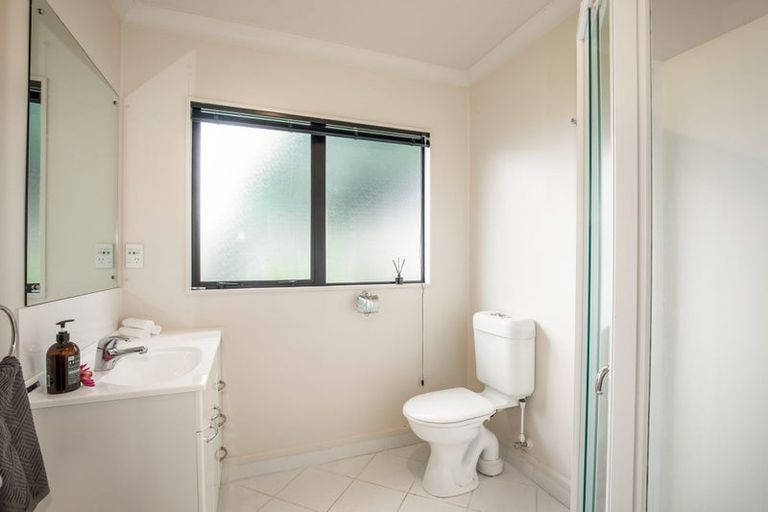 Photo of property in 155 Guildford Drive, Paraparaumu Beach, Paraparaumu, 5032