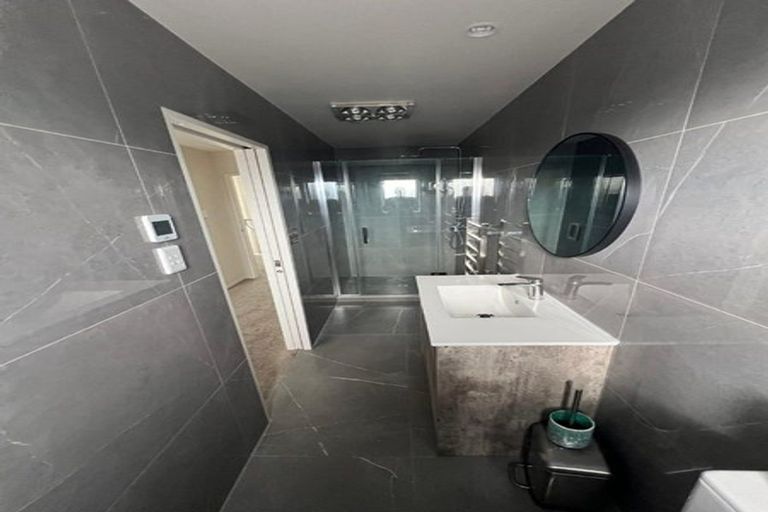 Photo of property in 24 Carrygawley Road, Flat Bush, Auckland, 2019