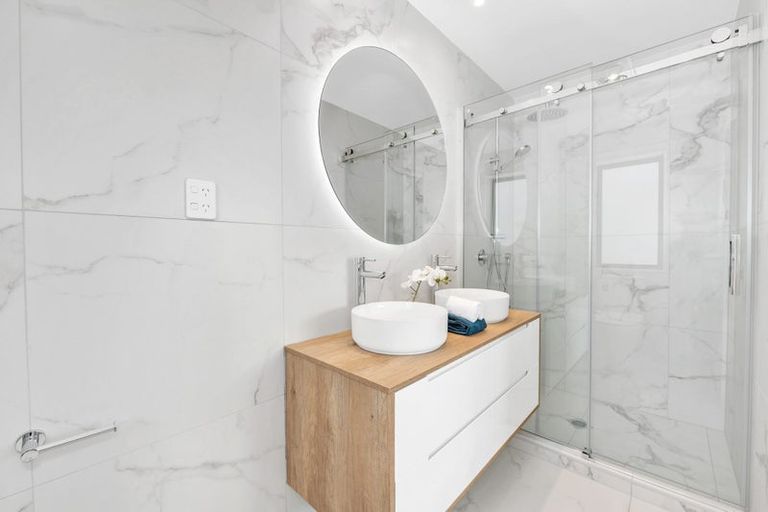 Photo of property in 10 Hughs Way, Flat Bush, Auckland, 2019