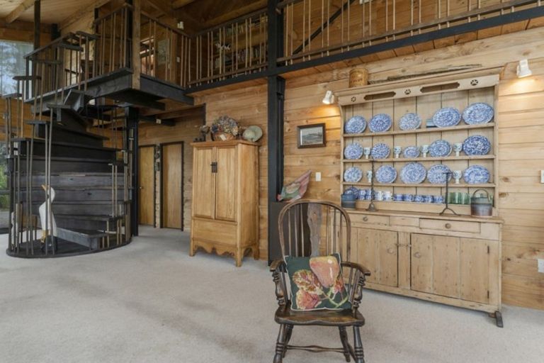 Photo of property in 198-200 Maungakotukutuku Road, Paraparaumu, 5032