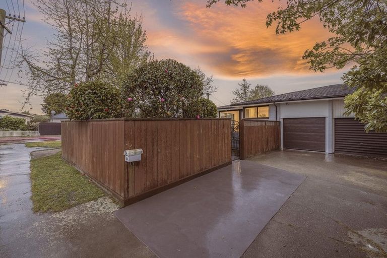 Photo of property in 24 Scotston Avenue, St Albans, Christchurch, 8052