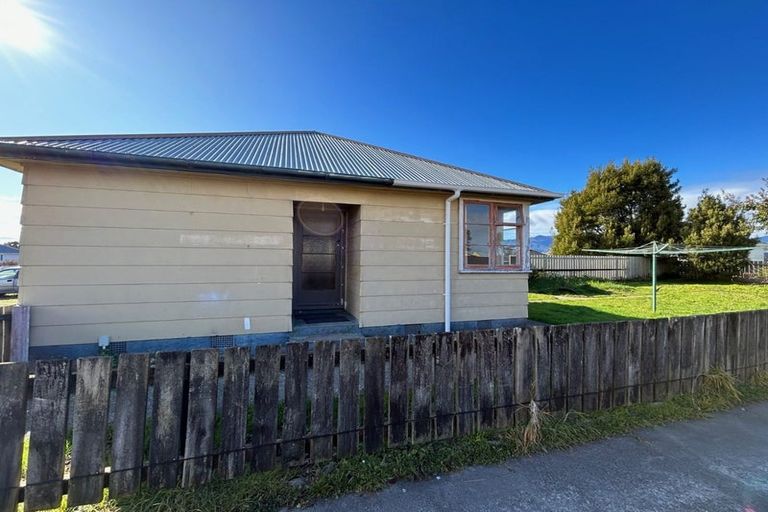 Photo of property in 44- 46 Fonblanque Street, Westport, 7825