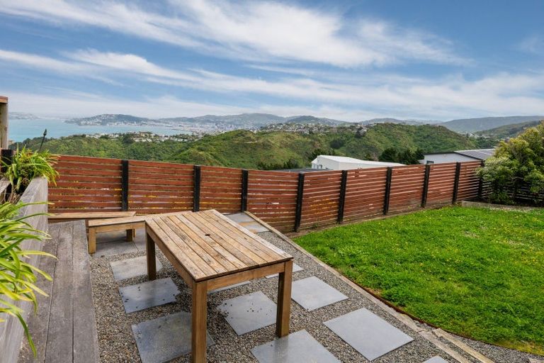 Photo of property in 79 Spenmoor Street, Newlands, Wellington, 6037