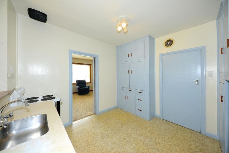 Photo of property in 22 Shands Road, Hornby, Christchurch, 8042