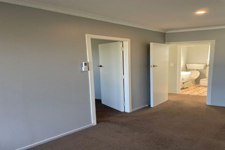 Photo of property in 2/471 Worcester Street, Linwood, Christchurch, 8011