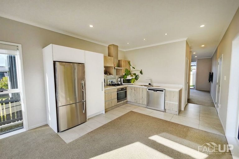 Photo of property in 13 Teal Way, Hobsonville, Auckland, 0616