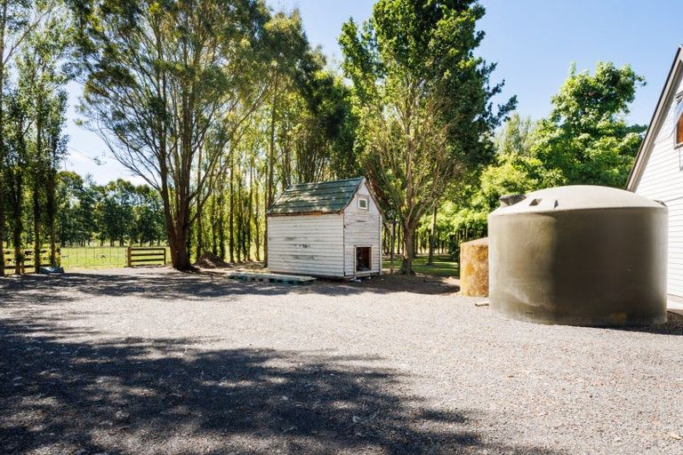 Photo of property in 851 Milson Line, Newbury, Feilding, 4775